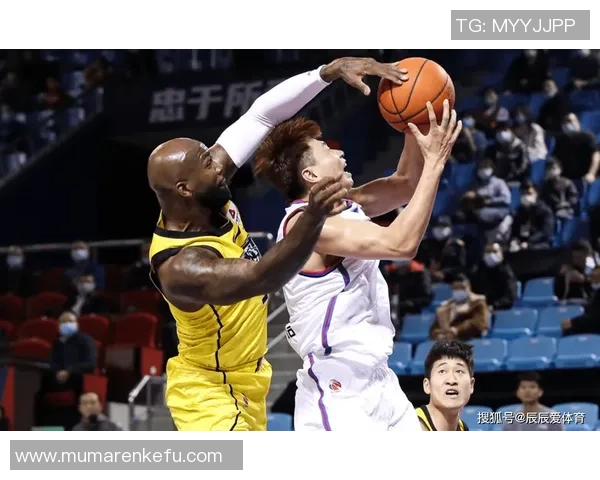 CBA同曦队对阵山东队精彩对决全场回顾与精彩瞬间分析