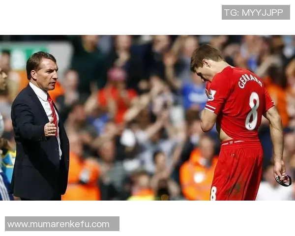 利物浦与巴萨对决阵容分析及战术解读全景呈现 利物浦与巴萨对决阵容分析及战术解读全景呈现